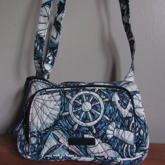 SUMMER PATTERN VERA BRADLEY-BLUE ISLAND-TURTLES-SHELLS-LOBSTER-LONG STRAP-MINT - Picture 3 of 12